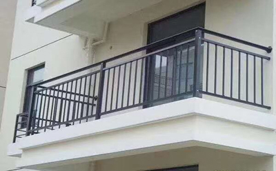 廠家陽(yáng)臺(tái)護(hù)欄 廠家陽(yáng)臺(tái)護(hù)欄